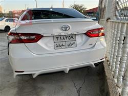 تۆیۆتا کامری